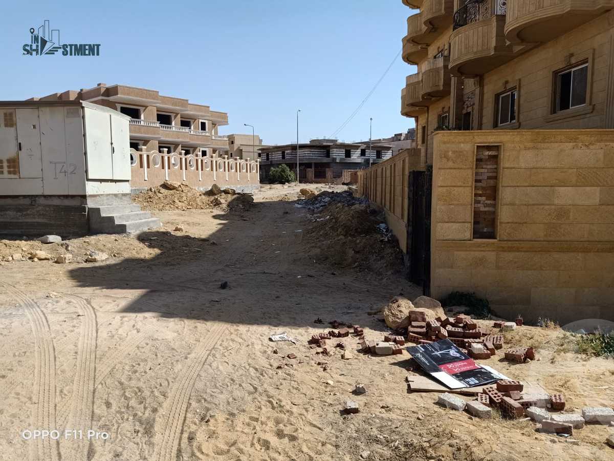 https://aqarmap.com.eg/ar/listing/4310657-for-sale-cairo-el-shorouk-lhy-lthlth-grb-neighbourhood-1
