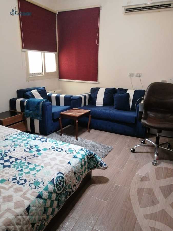 https://aqarmap.com.eg/ar/listing/4310770-for-sale-cairo-el-shorouk-lhy-lthny-grb-neighbourhood-2a-mohamed-farid-st