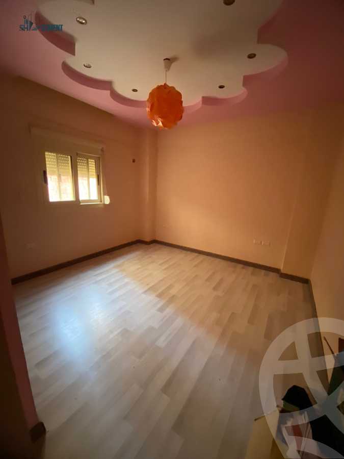 https://aqarmap.com.eg/ar/listing/4324568-for-sale-fourth_zone-neighbourhood-2