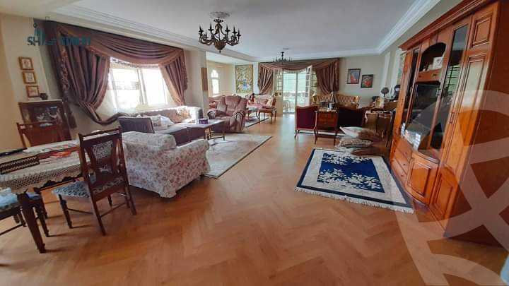 https://aqarmap.com.eg/ar/listing/4334872-for-sale-cairo-el-shorouk-lhy-lthny-grb-neighbourhood-2-b-mostafa-el-nahas-st