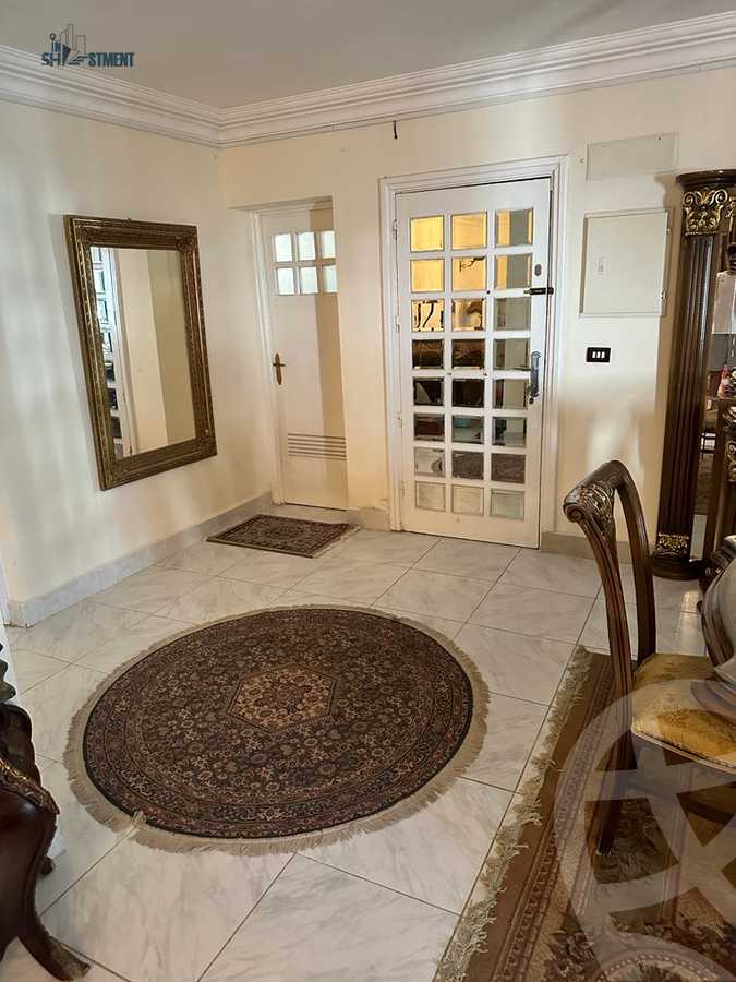 https://aqarmap.com.eg/ar/listing/4335927-for-sale-cairo-el-shorouk-lhy-lthlth-grb-iskan-fakher