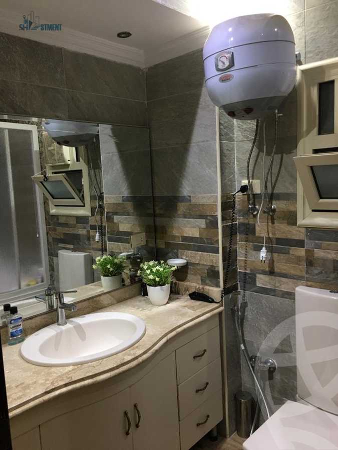https://aqarmap.com.eg/ar/listing/4368931-for-sale-cairo-el-shorouk-lhy-lrb-neighbourhood-1