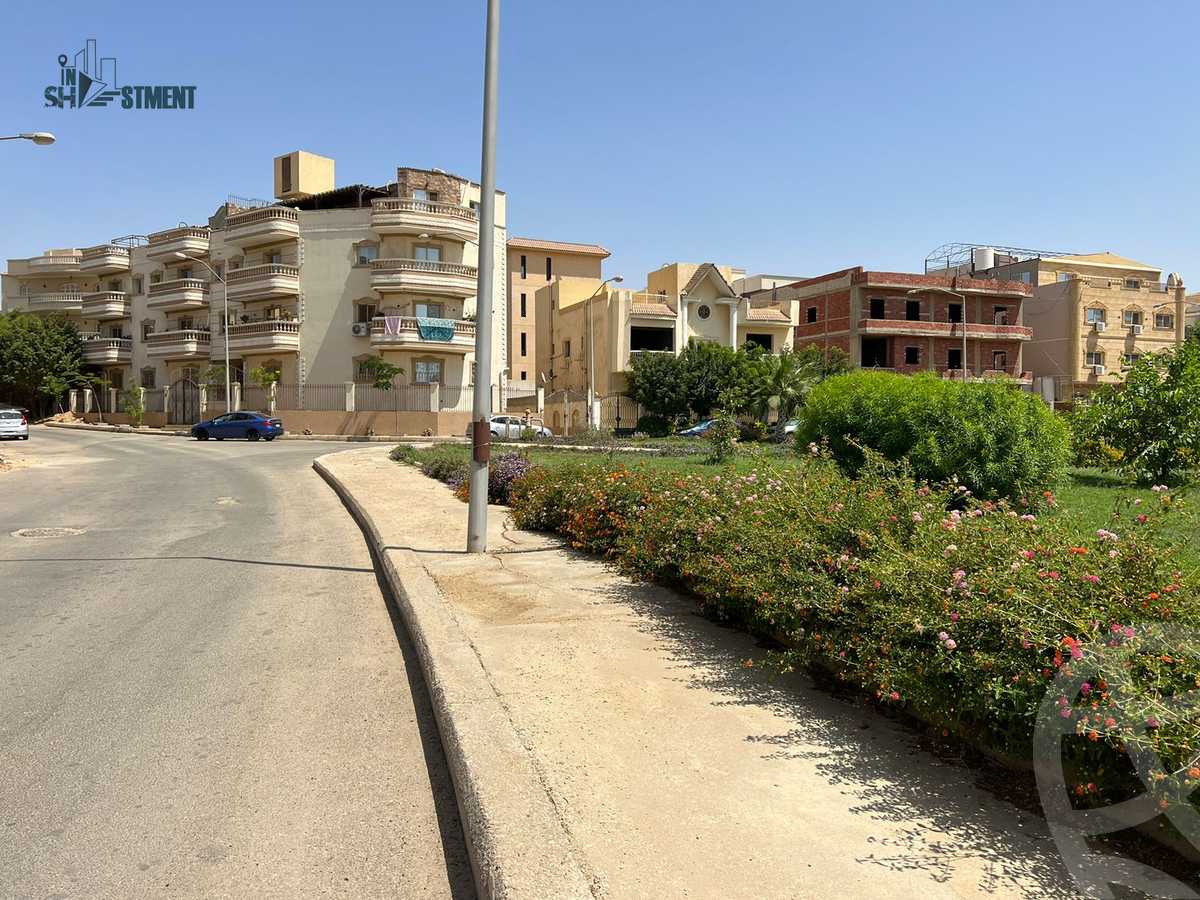 https://aqarmap.com.eg/en/listing/4428083-for-sale-cairo-el-shorouk-lhy-lthlth-grb-neighbourhood-2