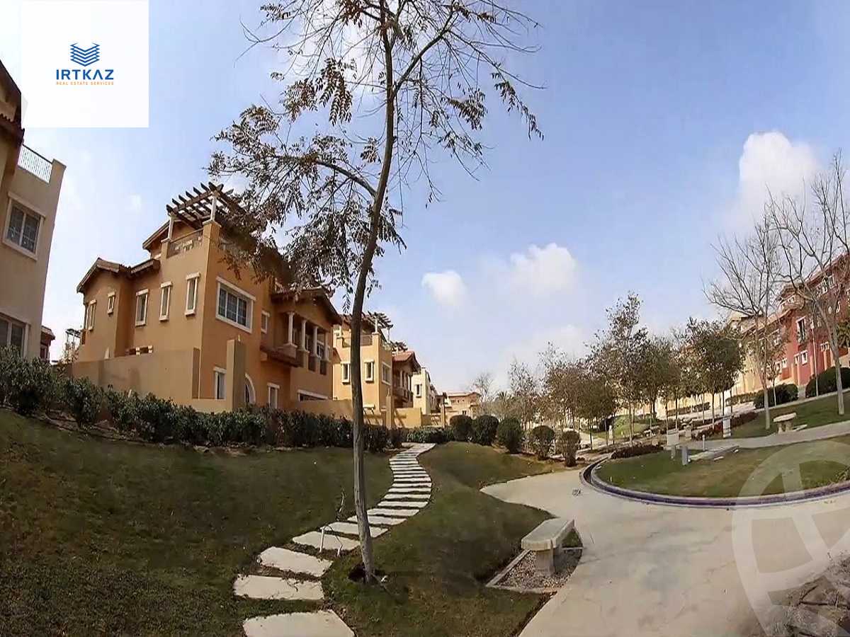 https://aqarmap.com.eg/ar/listing/4613988-for-sale-cairo-new-cairo-compounds-hyde-park