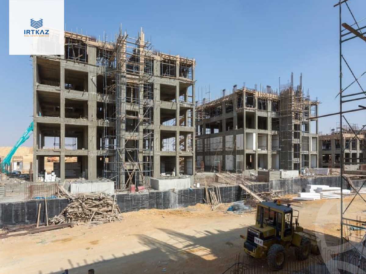 https://aqarmap.com.eg/ar/listing/4166659-for-sale-cairo-new-cairo-compounds-azzar