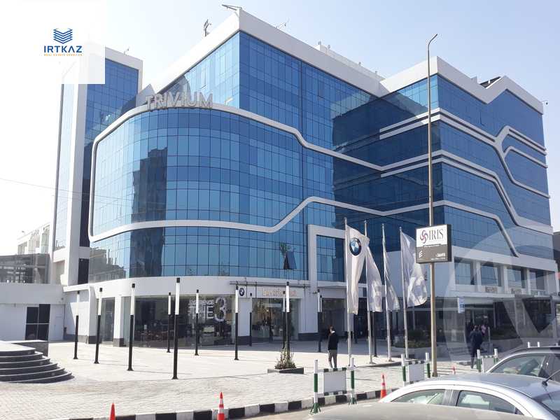 https://aqarmap.com.eg/ar/listing/4191876-for-sale-cairo-new-cairo-compounds-tryfywm-byzns-kwmblks-nm-llttwyr