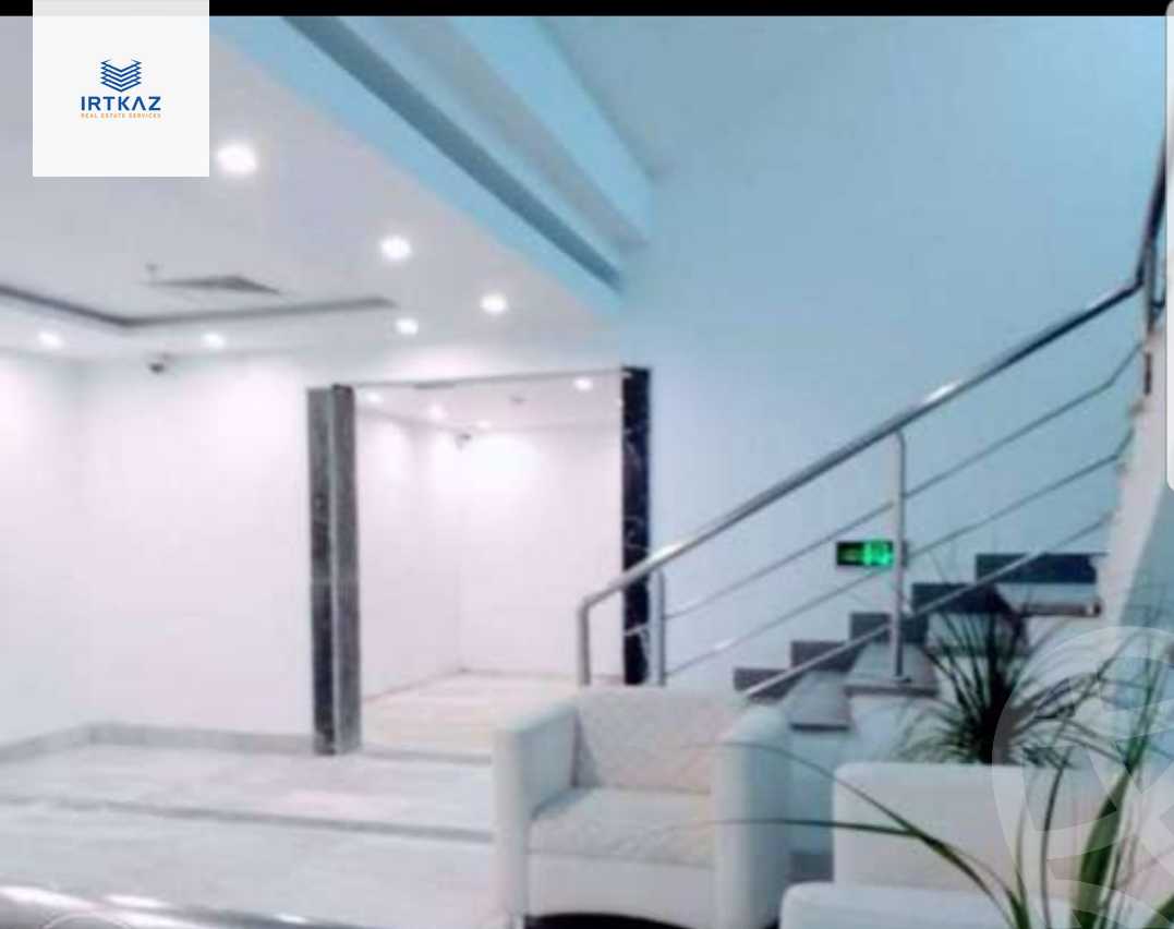 https://aqarmap.com.eg/ar/listing/4194392-for-rent-cairo-new-cairo-compounds-tryfywm-byzns-kwmblks-nm-llttwyr
