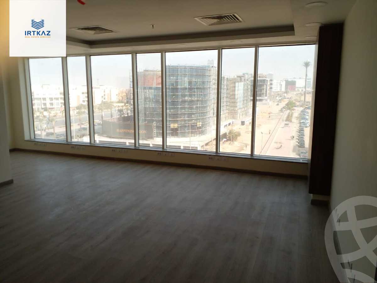 https://aqarmap.com.eg/ar/listing/4201936-for-rent-cairo-new-cairo-compounds-tryfywm-skwyr-mwl-nm-llttwyr
