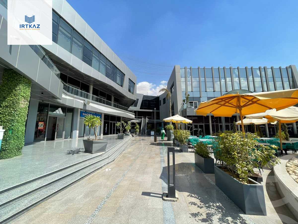 https://aqarmap.com.eg/en/listing/4202666-for-rent-cairo-new-cairo-compounds-dh-yrd-mwl