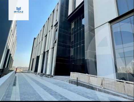 https://aqarmap.com.eg/en/listing/4207899-for-rent-hyde-park-business-district