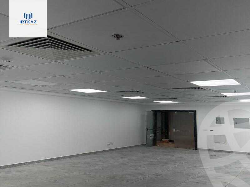 https://aqarmap.com.eg/en/listing/4208000-for-sale-hyde-park-business-district