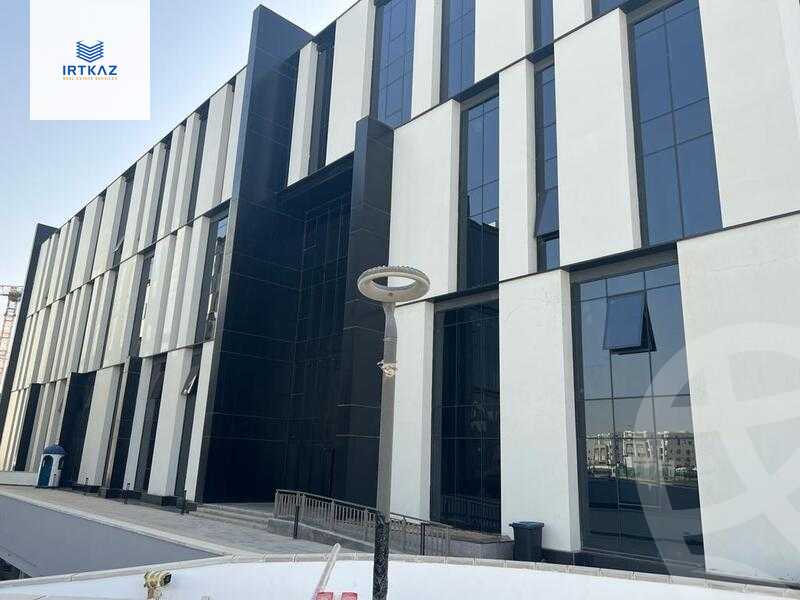 https://aqarmap.com.eg/en/listing/4208000-for-sale-hyde-park-business-district