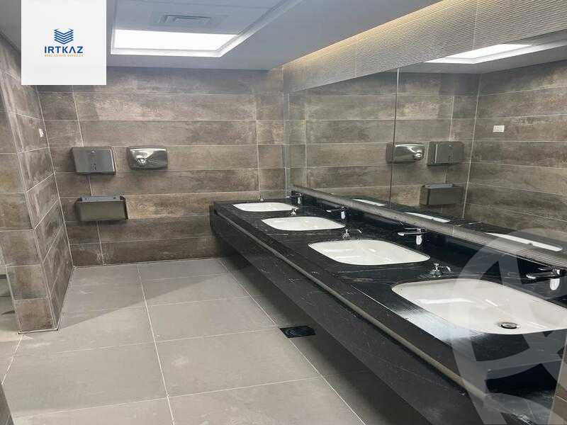 https://aqarmap.com.eg/en/listing/4208000-for-sale-hyde-park-business-district