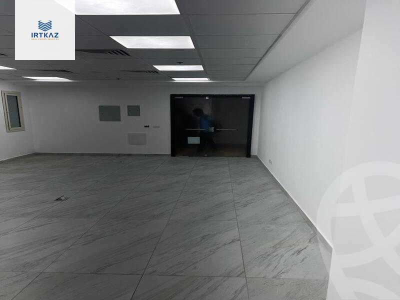 https://aqarmap.com.eg/en/listing/4208000-for-sale-hyde-park-business-district