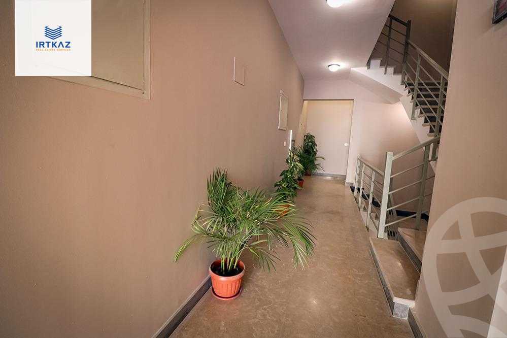 https://aqarmap.com.eg/en/listing/4208818-for-sale-cairo-new-cairo-compounds-fyfth-skwyr-mwl-lmrsm-llttwyr