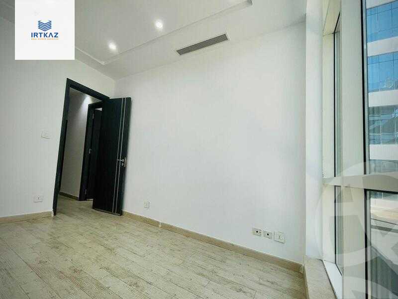 https://aqarmap.com.eg/ar/listing/4234335-for-rent-cairo-new-cairo-compounds-tryfywm-byzns-kwmblks-nm-llttwyr