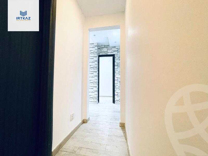 https://aqarmap.com.eg/ar/listing/4234335-for-rent-cairo-new-cairo-compounds-tryfywm-byzns-kwmblks-nm-llttwyr