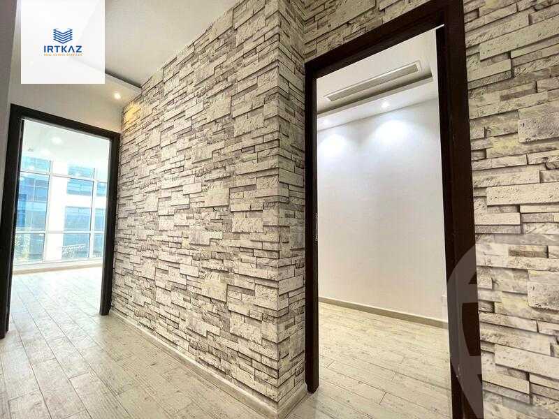 https://aqarmap.com.eg/ar/listing/4234335-for-rent-cairo-new-cairo-compounds-tryfywm-byzns-kwmblks-nm-llttwyr