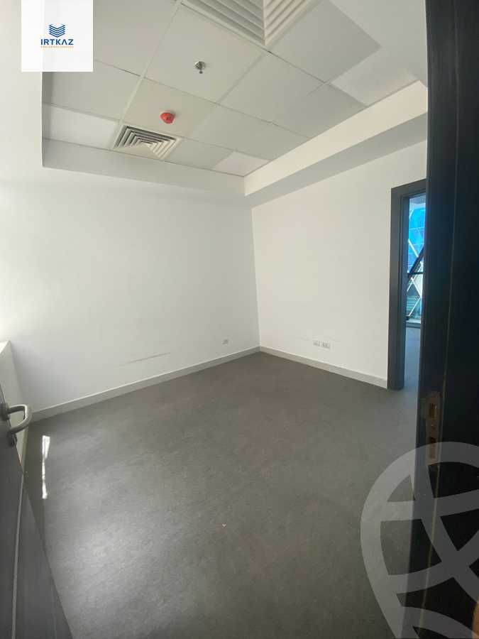 https://aqarmap.com.eg/ar/listing/4248406-for-sale-cairo-new-cairo-compounds-kyrw-byzns-blz-btr-hwm-llttwyr