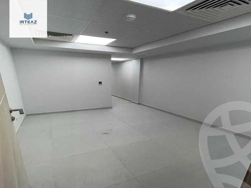 https://aqarmap.com.eg/ar/listing/4268630-for-rent-cairo-new-cairo-compounds-bznys-bls-ktlyst-llttwyr