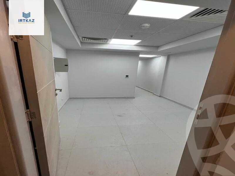 https://aqarmap.com.eg/ar/listing/4268630-for-rent-cairo-new-cairo-compounds-bznys-bls-ktlyst-llttwyr