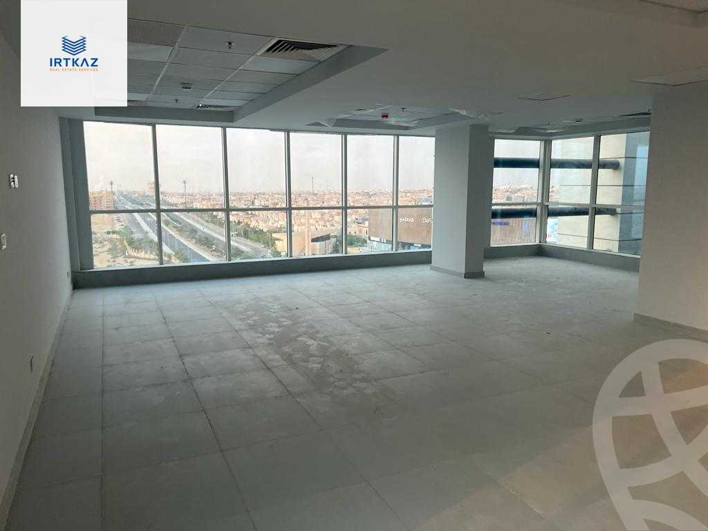 https://aqarmap.com.eg/ar/listing/4275768-for-rent-cairo-new-cairo-compounds-bznys-bls-ktlyst-llttwyr
