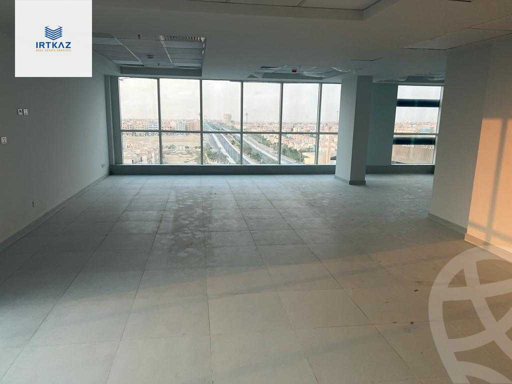 https://aqarmap.com.eg/ar/listing/4275768-for-rent-cairo-new-cairo-compounds-bznys-bls-ktlyst-llttwyr