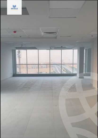 https://aqarmap.com.eg/ar/listing/4275768-for-rent-cairo-new-cairo-compounds-bznys-bls-ktlyst-llttwyr