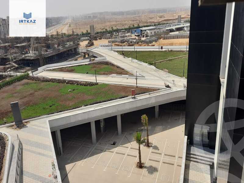 https://aqarmap.com.eg/en/listing/4275922-for-sale-hyde-park-business-district