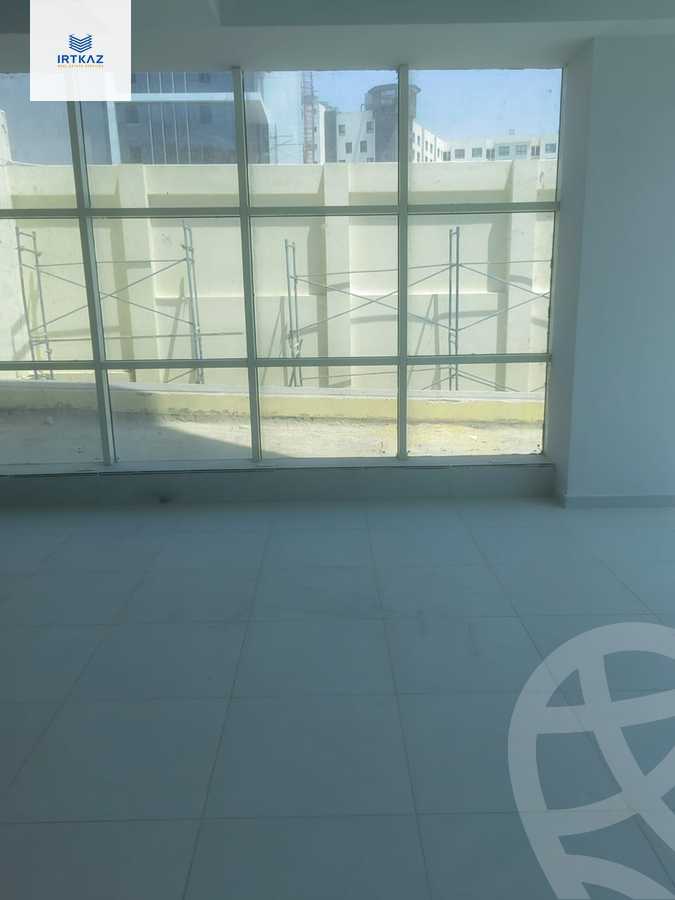 https://aqarmap.com.eg/en/listing/4291531-for-sale-cairo-new-cairo-compounds-bznys-bls-ktlyst-llttwyr