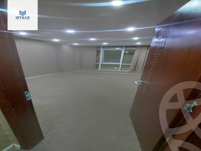 https://aqarmap.com.eg/en/listing/4347054-for-rent-cairo-new-cairo-compounds-tryfywm-byzns-kwmblks-nm-llttwyr
