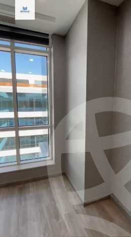 https://aqarmap.com.eg/ar/listing/4347255-for-rent-cairo-new-cairo-compounds-tryfywm-byzns-kwmblks-nm-llttwyr