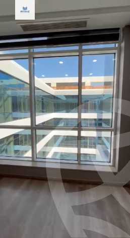https://aqarmap.com.eg/ar/listing/4347255-for-rent-cairo-new-cairo-compounds-tryfywm-byzns-kwmblks-nm-llttwyr