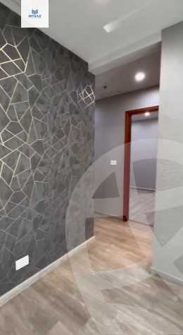 https://aqarmap.com.eg/ar/listing/4347255-for-rent-cairo-new-cairo-compounds-tryfywm-byzns-kwmblks-nm-llttwyr