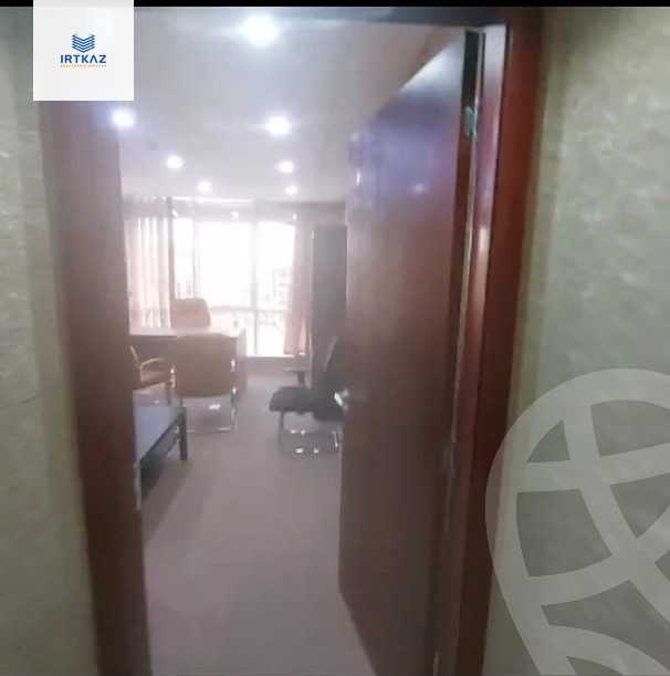 https://aqarmap.com.eg/ar/listing/4347484-for-rent-cairo-new-cairo-compounds-tryfywm-byzns-kwmblks-nm-llttwyr