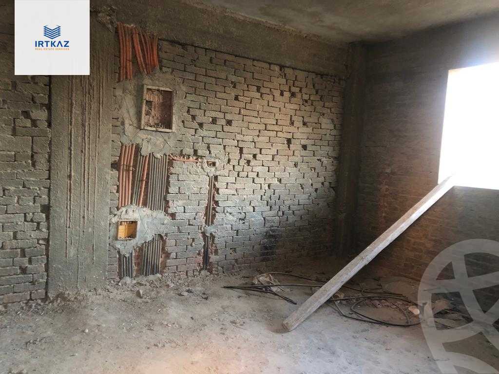 https://aqarmap.com.eg/en/listing/4368085-for-sale-cairo-new-cairo-compounds-riviera-heights