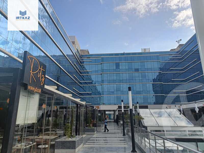 https://aqarmap.com.eg/ar/listing/4374456-for-rent-cairo-new-cairo-compounds-tryfywm-skwyr-mwl-nm-llttwyr