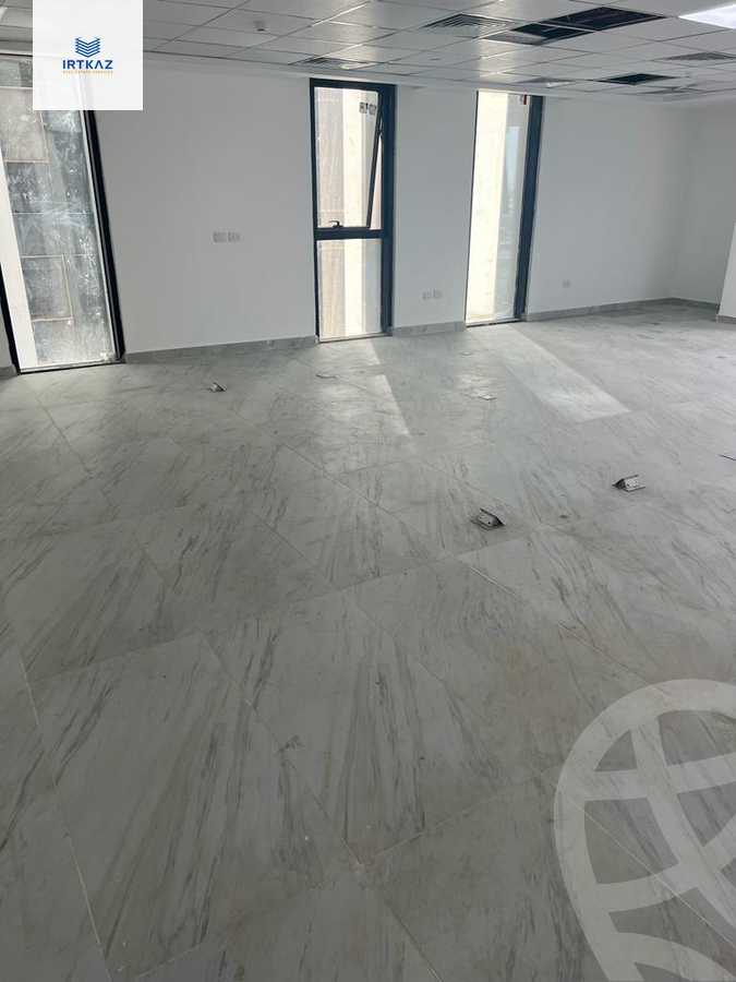 https://aqarmap.com.eg/en/listing/4374512-for-rent-cairo-new-cairo-compounds-hyde-park