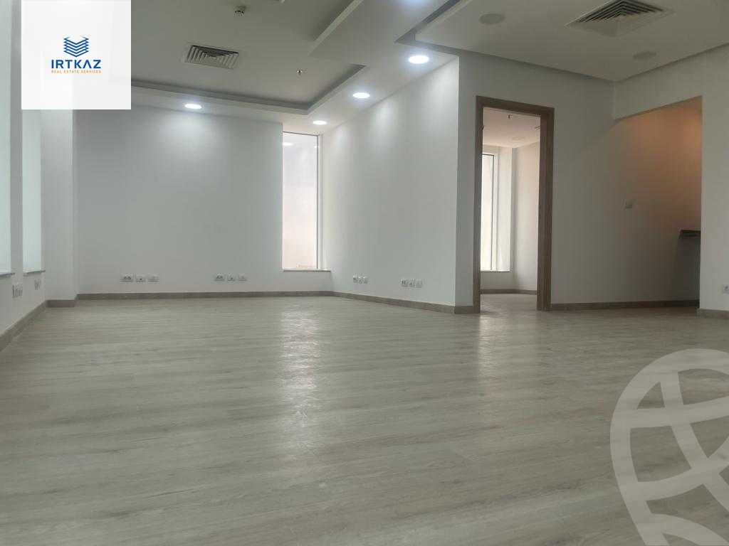 https://aqarmap.com.eg/ar/listing/4376594-for-sale-cairo-new-cairo-compounds-tryfywm-skwyr-mwl-nm-llttwyr
