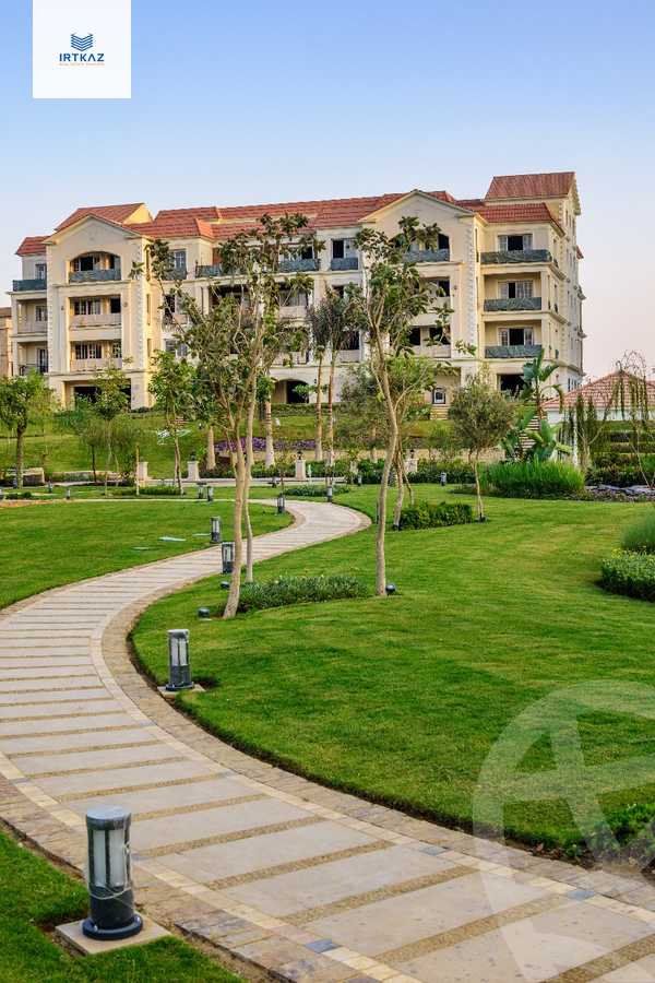 https://aqarmap.com.eg/en/listing/4376712-for-sale-cairo-new-cairo-compounds-regents-square-compound-al-dawlia