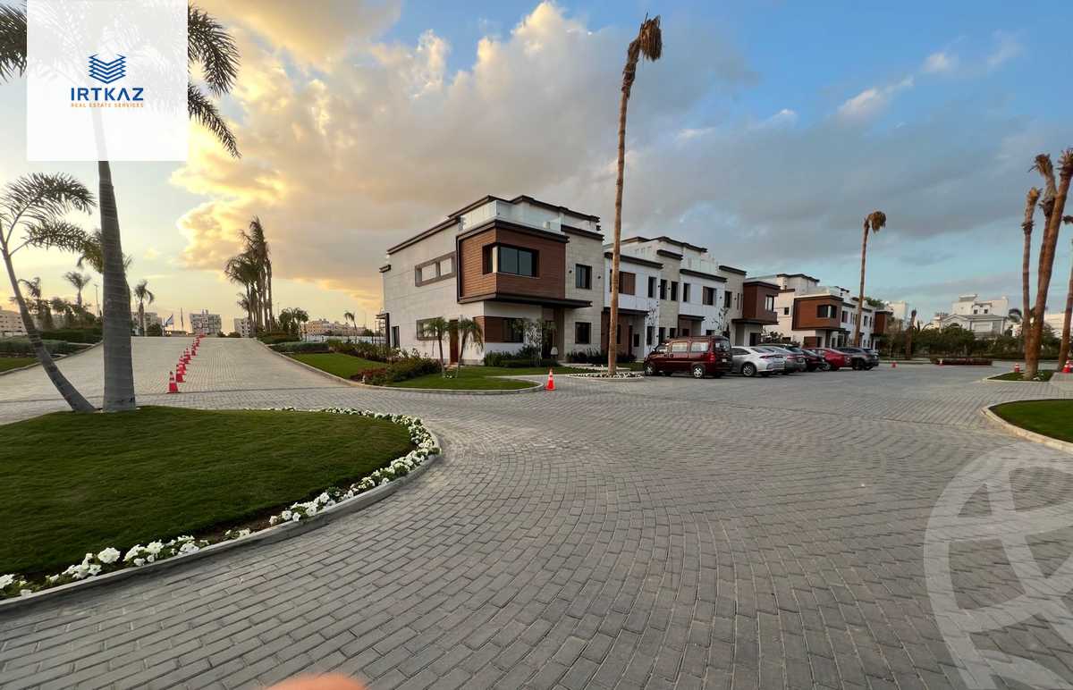 https://aqarmap.com.eg/en/listing/4491685-for-sale-cairo-new-cairo-compounds-azzar