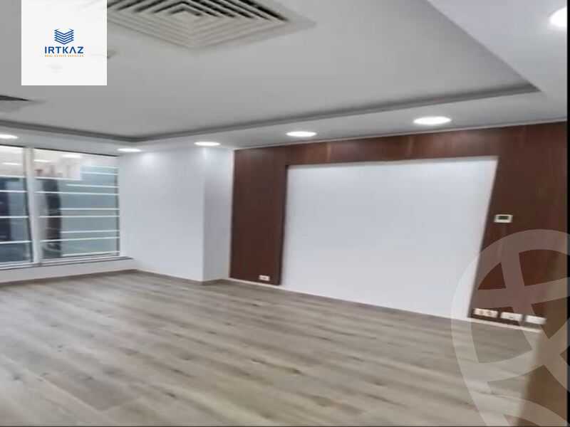 https://aqarmap.com.eg/en/listing/4621311-for-sale-cairo-new-cairo-compounds-tryfywm-skwyr-mwl-nm-llttwyr