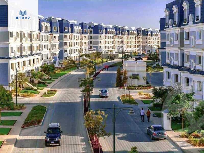 https://aqarmap.com.eg/ar/listing/4890815-for-sale-cairo-new-cairo-compounds-mountain-view-hyde-park