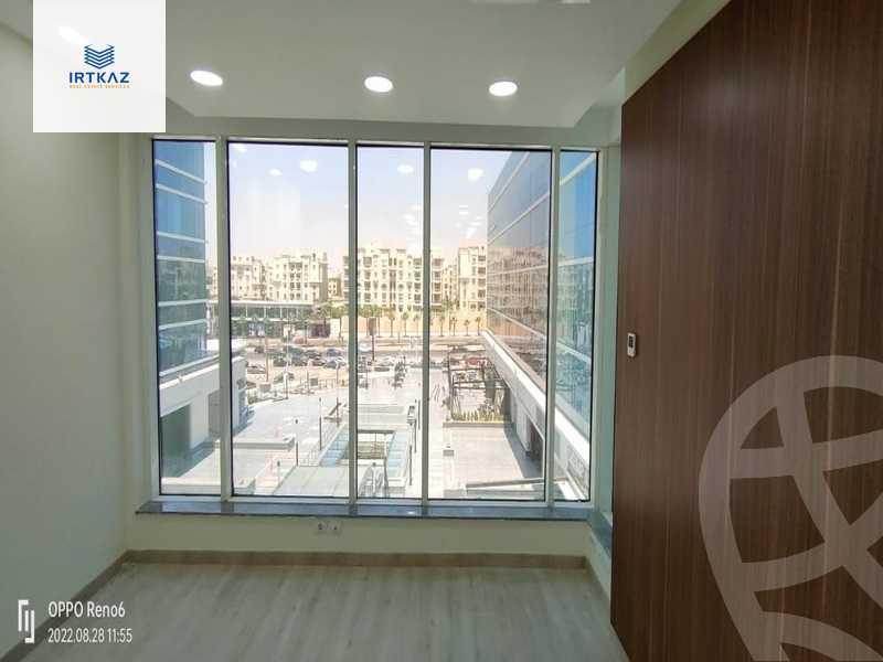 https://aqarmap.com.eg/ar/listing/4942997-for-rent-cairo-new-cairo-compounds-tryfywm-skwyr-mwl-nm-llttwyr