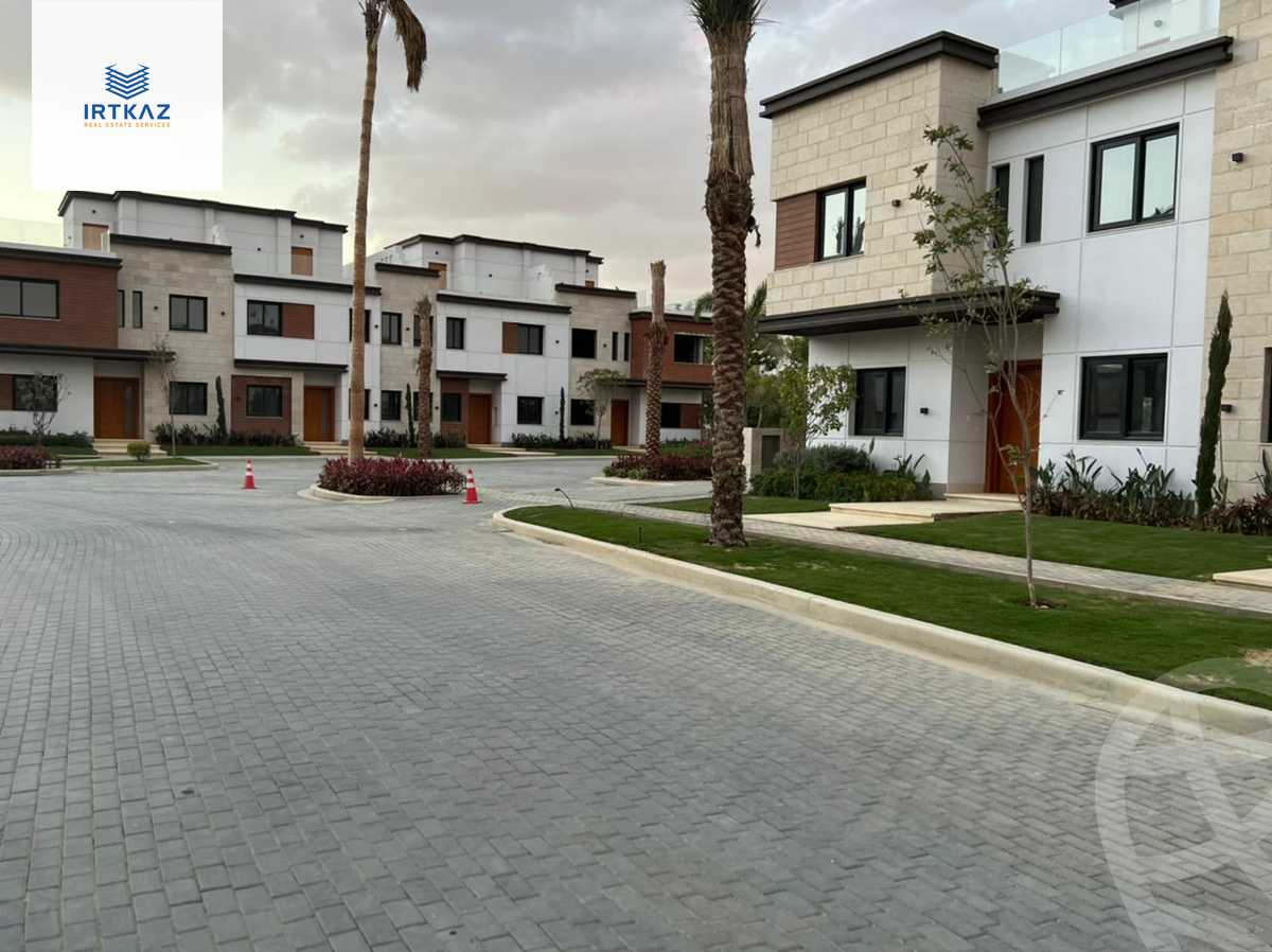 https://aqarmap.com.eg/ar/listing/5004770-for-sale-cairo-new-cairo-compounds-azzar