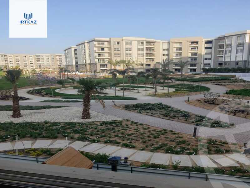 https://aqarmap.com.eg/en/listing/5010097-for-sale-cairo-new-cairo-compounds-hyde-park-centre-ville-hyde-park