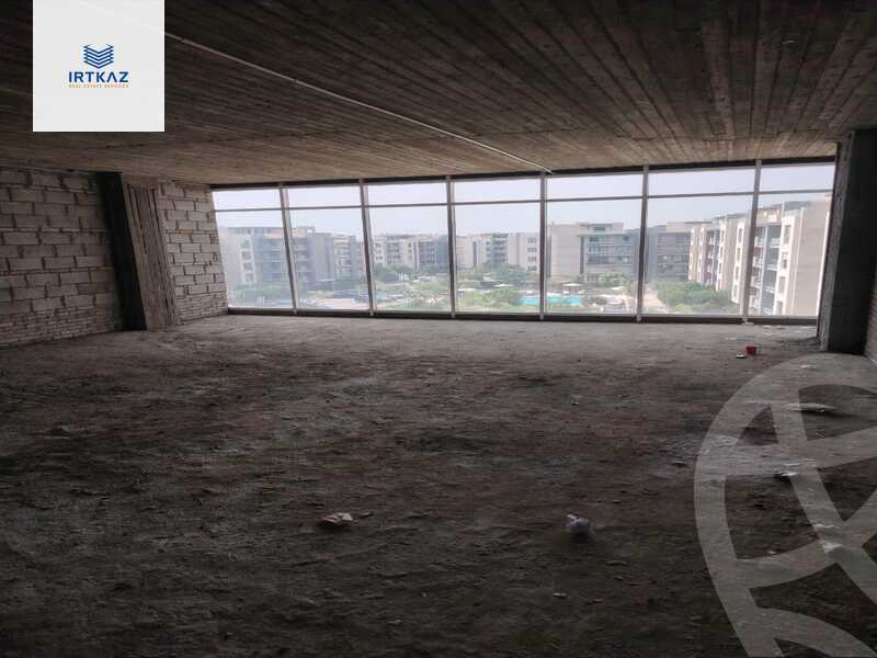 https://aqarmap.com.eg/ar/listing/5071526-for-sale-cairo-new-cairo-compounds-azad