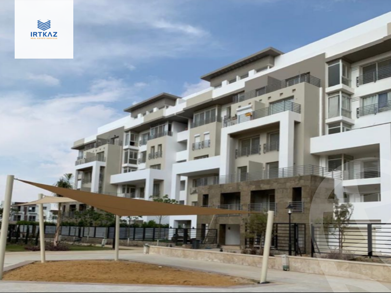 https://aqarmap.com.eg/en/listing/5231898-for-sale-cairo-new-cairo-compounds-mountain-view-hyde-park