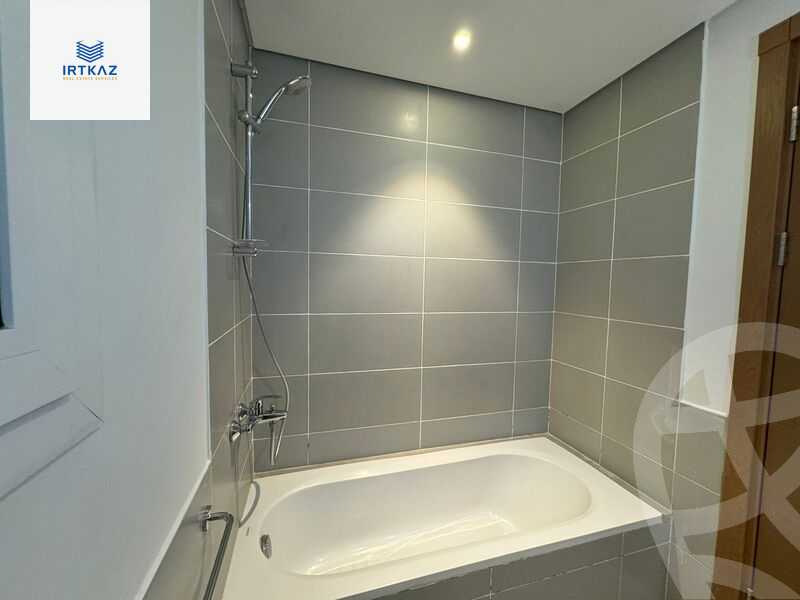 https://aqarmap.com.eg/ar/listing/5250789-for-rent-cairo-new-cairo-compounds-mivida-boulevard-mivida