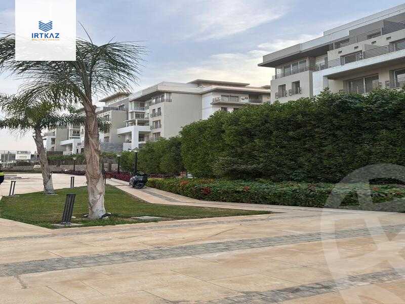 https://aqarmap.com.eg/en/listing/5340794-for-sale-cairo-new-cairo-compounds-hyde-park-parkway-hyde-park-compound